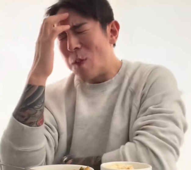 韩国霸道总裁吃饭